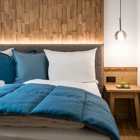 Aparthotel Les Dolomites Mountain 4*