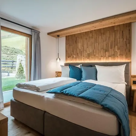 Les Dolomites Mountain 4* San Martino in Badia